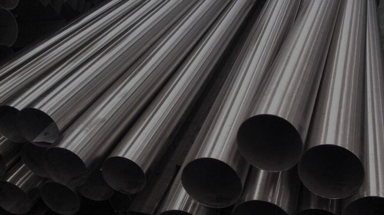 Hastelloy Seamless Pipes